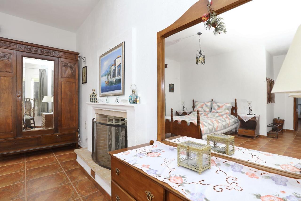Aloni Villa Skopelos Town Exterior photo