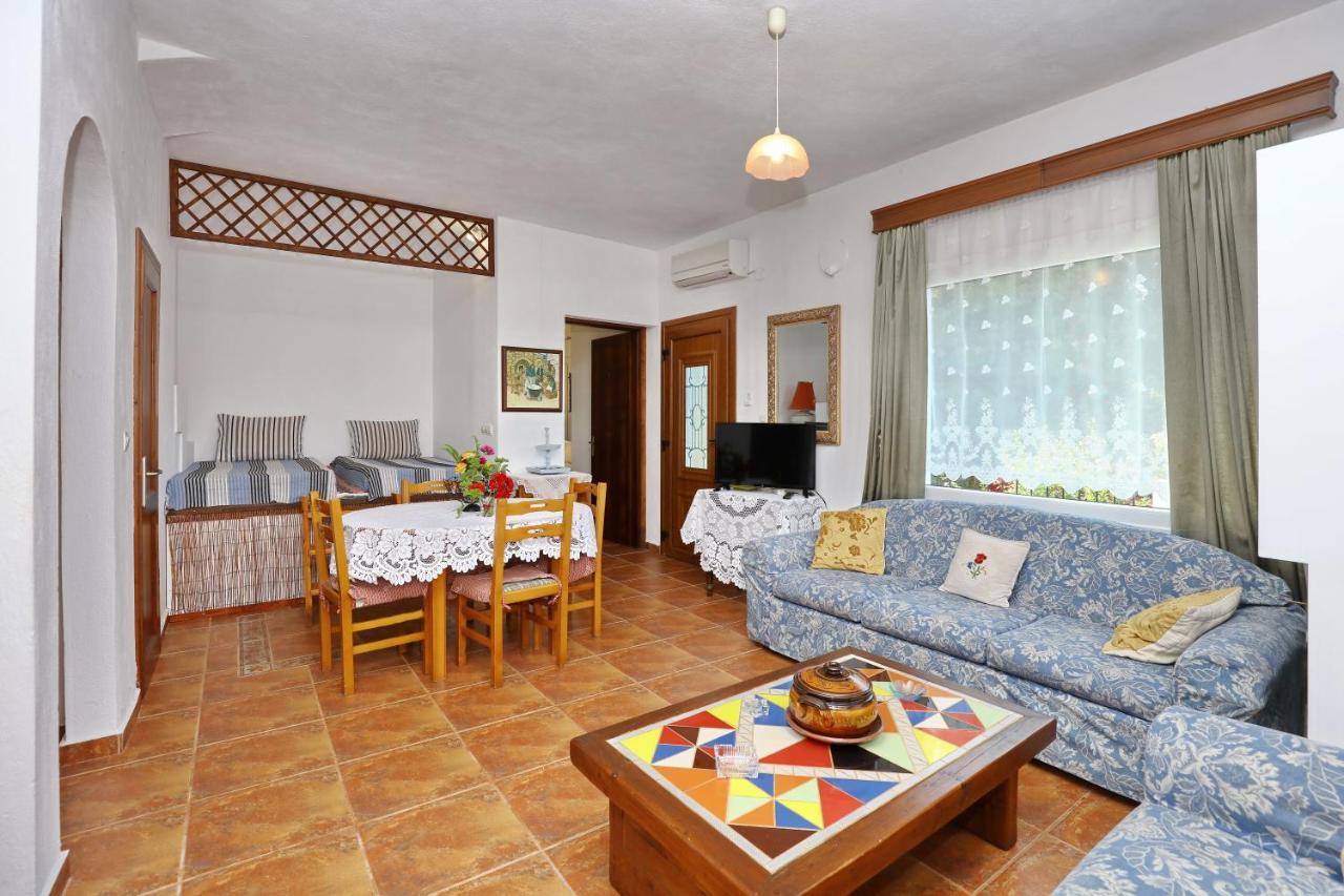 Aloni Villa Skopelos Town Exterior photo