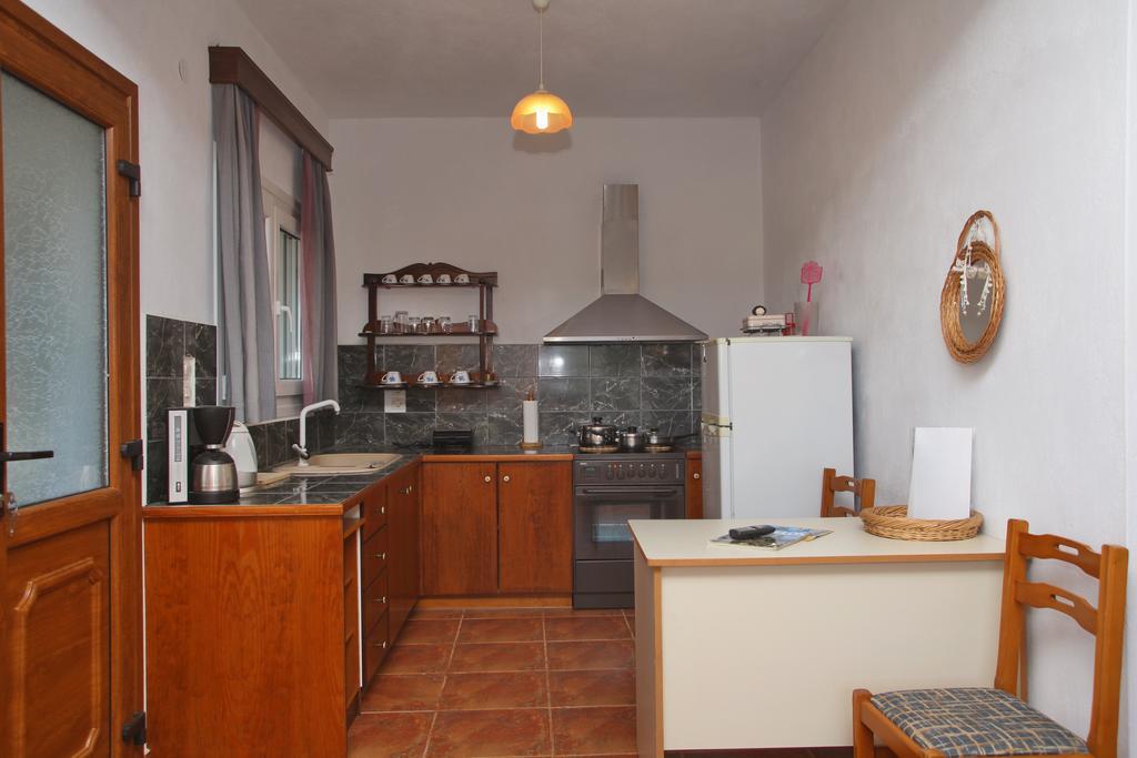 Aloni Villa Skopelos Town Exterior photo